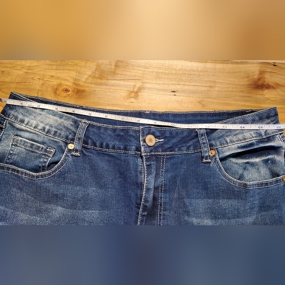 ☆3/35$ | NWOT Blue Distressed High-Rise Stretch Jeans in Size XXL - Picture 7 of 7
